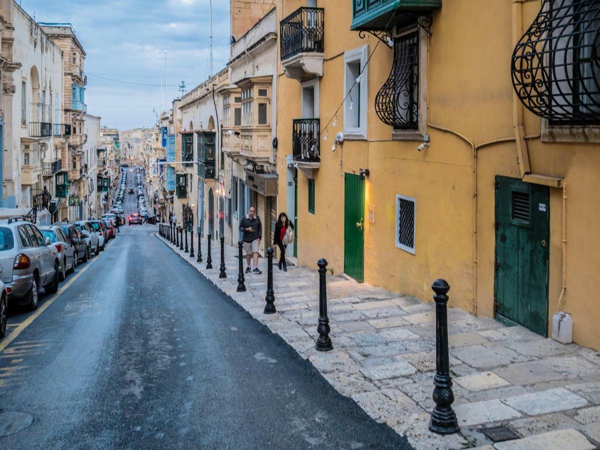 Valletta Main Street Apartment Exterior photo